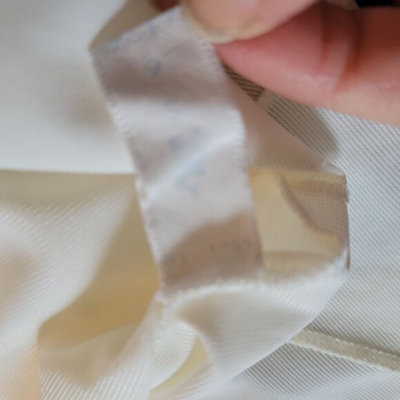 Vintage Warners White Slip Dress 36 W/ Lace Details & Adjustable Straps - Picture 5 of 11